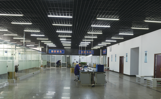 廠房內(nèi)景